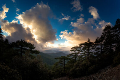 Overlooking Troodos Mountain range - 9251.pics