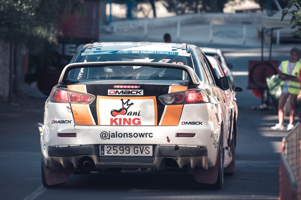 Rally cars are lined up at start line - 9251.pics