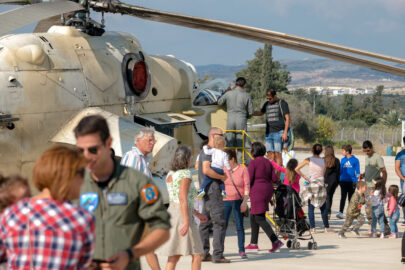 Visitor observe a helicopter on aviation exhibition - 9251.pics