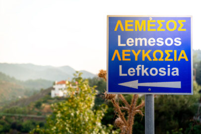 Way sign to Limassol and Nicosia - 9251.pics