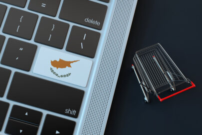 Keyboard with Flag of Cyprus and shopping cart - 9251.pics