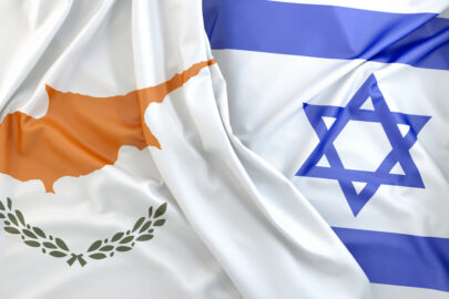 Overlapping flags of Cyprus and Israel - 9251.pics