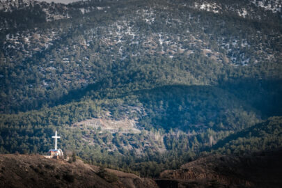 Stavros Fithkias Church and slopes of Troodos mountains - 9251.pics