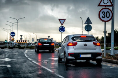 Cars in rainy weather in Limassol - 9251.pics